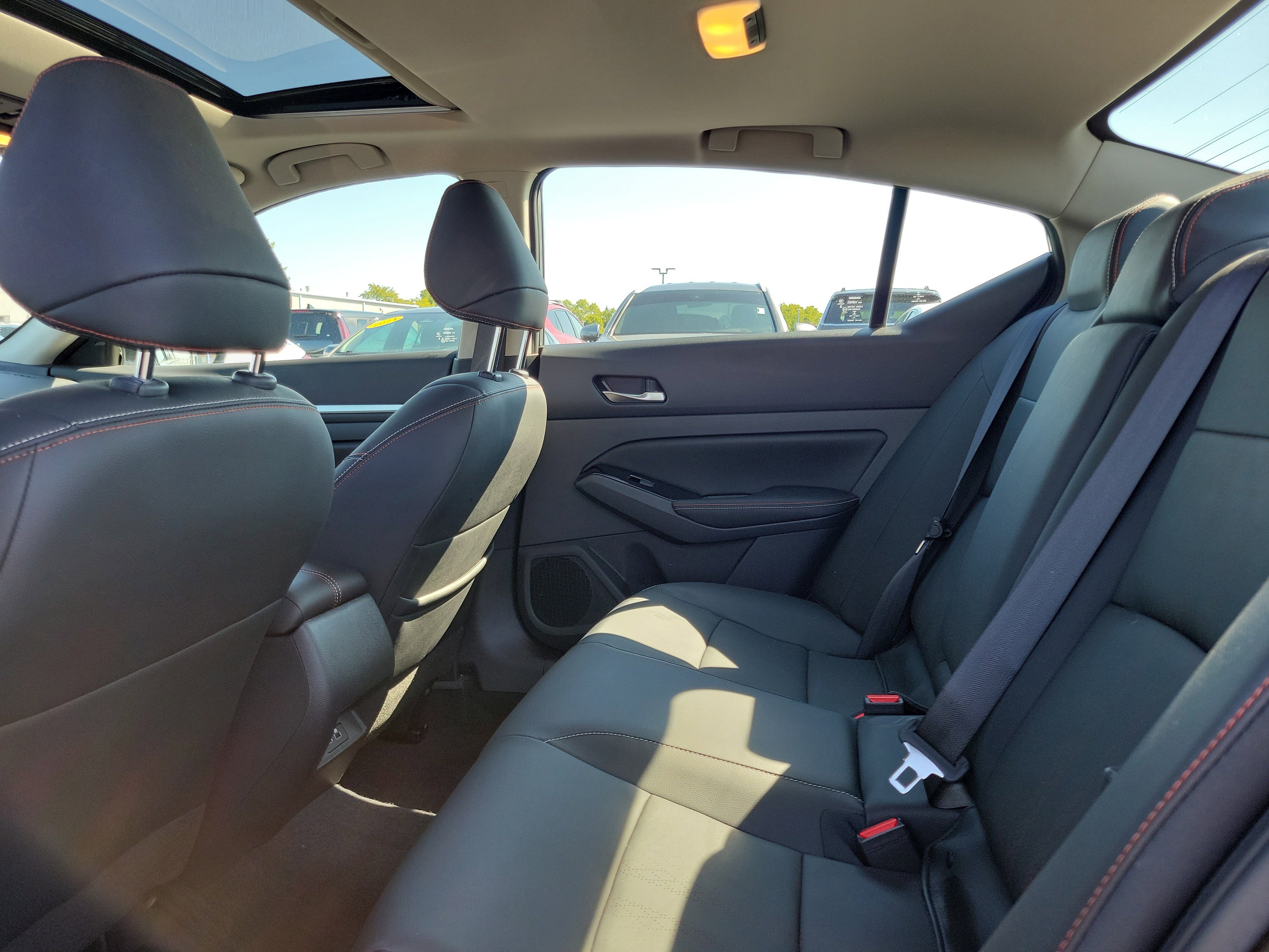 Certified 2024 Nissan Altima 2.5 SR w/ SR Premium Package image 11