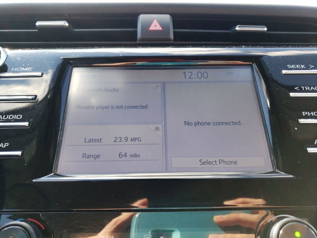 Used 2019 Toyota Camry SE w/ Convenience Package image 18