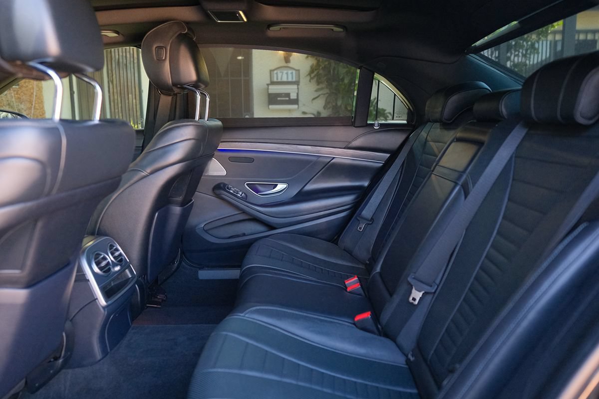 Used 2020 Mercedes-Benz S 560 Sedan image 36
