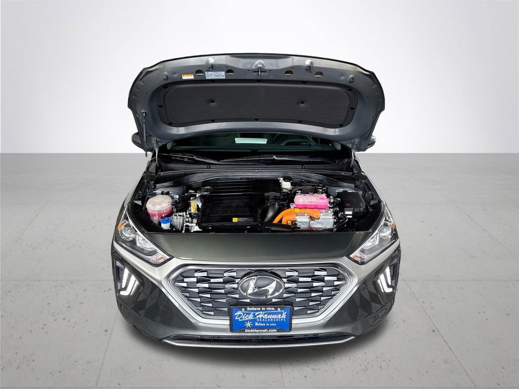 Used 2021 Hyundai Ioniq SE FWD image 21