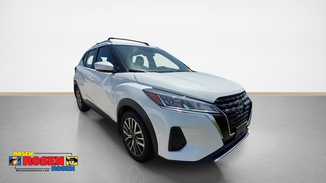 Used 2023 Nissan Kicks SV w/ Interior Electronics Package FWD image 1