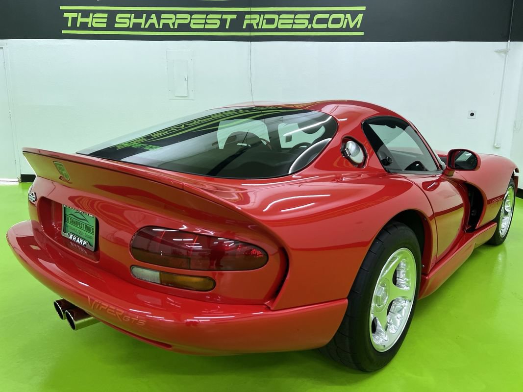 Used 1997 Dodge Viper GTS RWD image 10