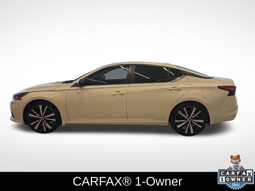 Used 2022 Nissan Altima 2.5 SR FWD image 2
