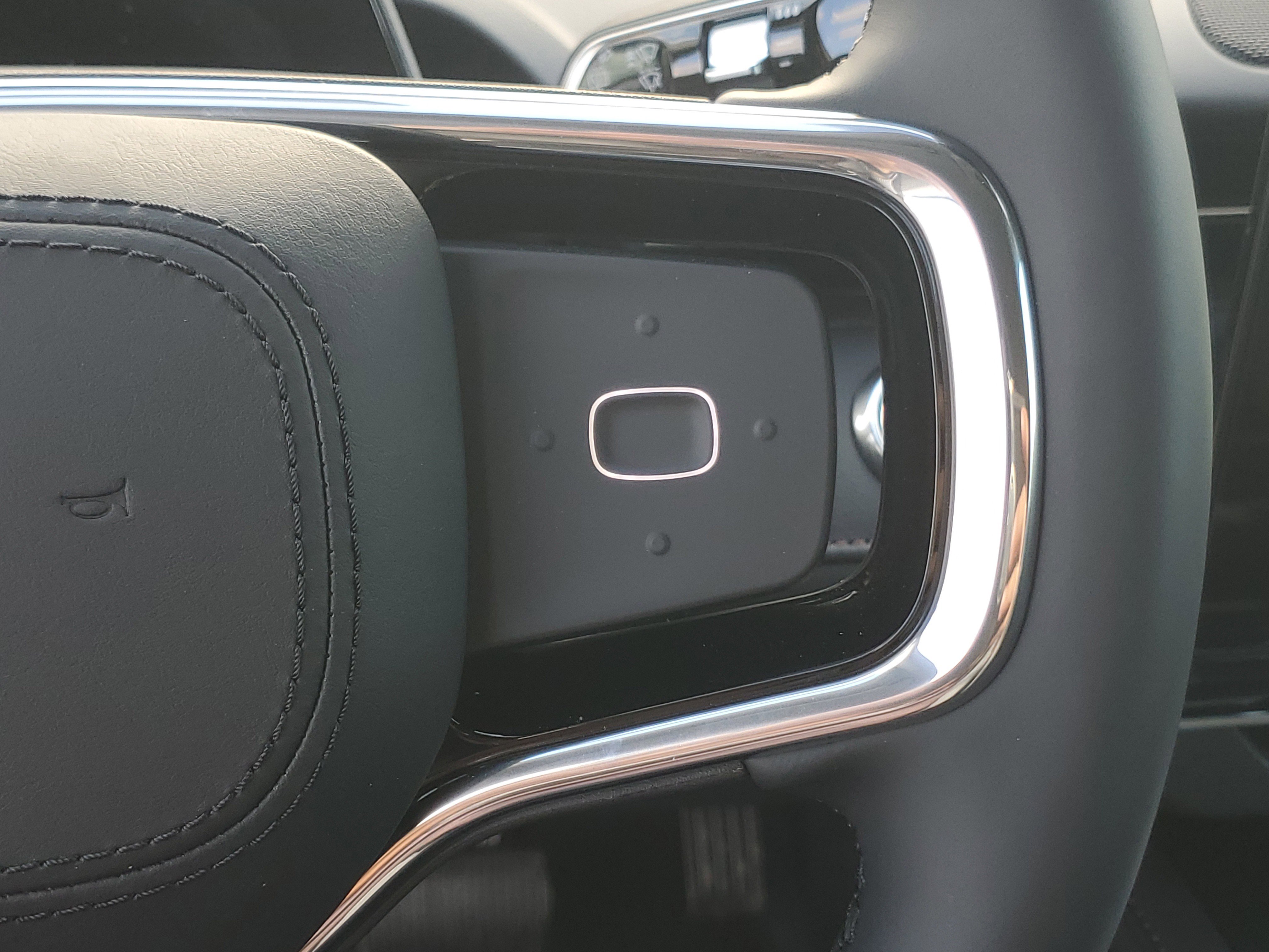 New 2026 Lincoln Nautilus Premier image 17