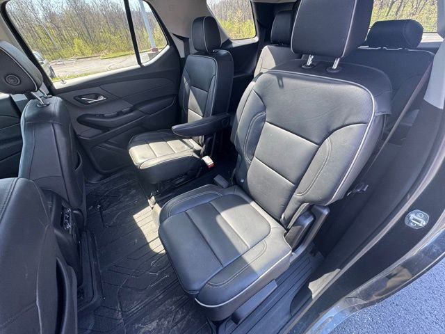 Used 2021 Chevrolet Traverse High Country w/ LPO, Floor Liner Package AWD/4WD image 8