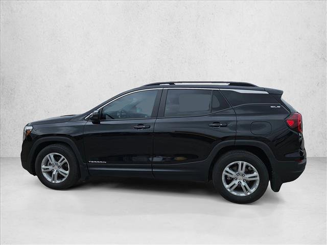 Used 2022 GMC Terrain SLE w/ Driver Convenience Package image 6
