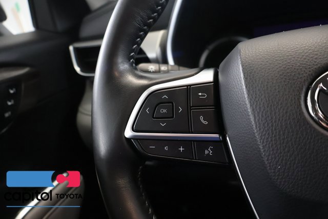Certified 2021 Toyota Highlander Platinum AWD/4WD image 19
