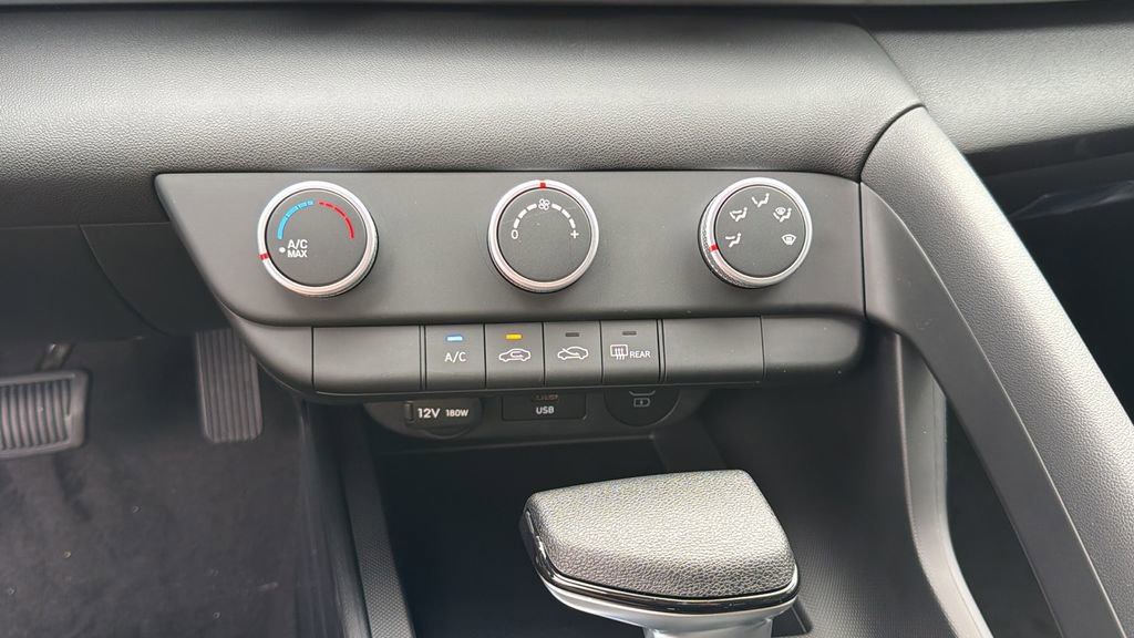 New 2026 Hyundai Elantra SE image 26