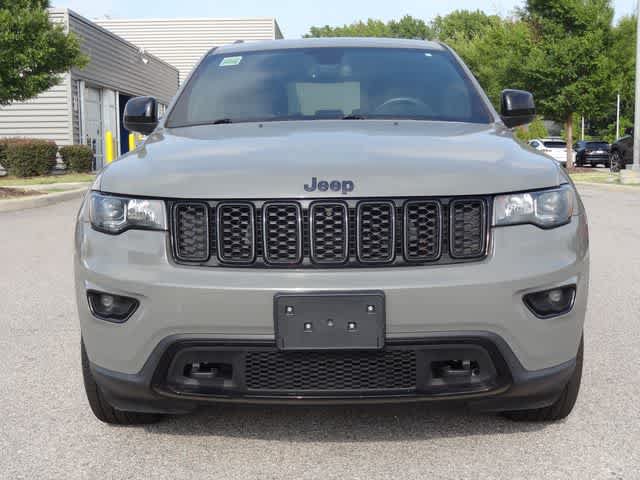Used 2019 Jeep Grand Cherokee Laredo RWD image 5