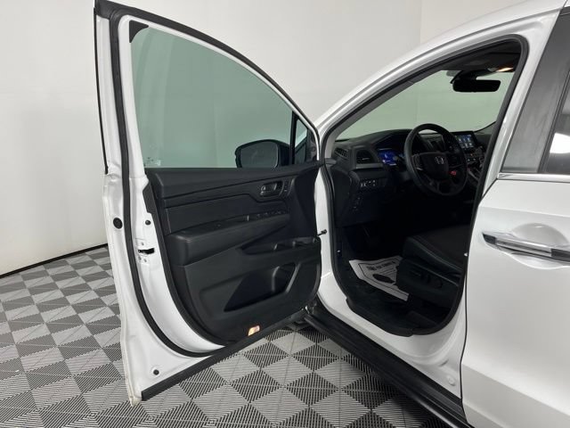Used 2024 Honda Odyssey EX-L image 18