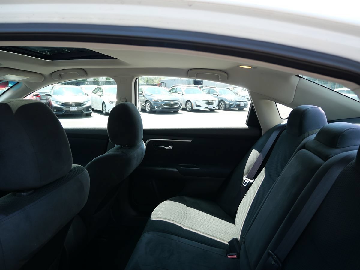 Used 2015 Nissan Altima 2.5 SV FWD image 20
