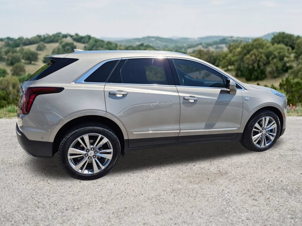 Used 2023 Cadillac XT5 Premium Luxury w/ Technology Package AWD/4WD image 10