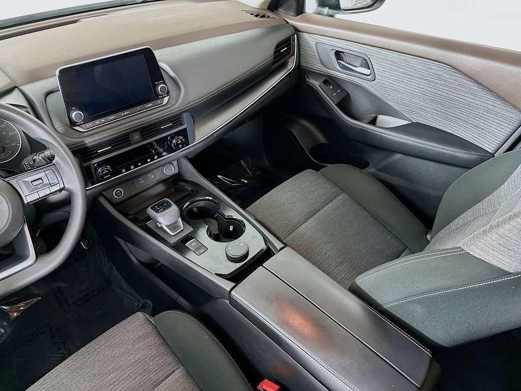 Certified 2023 Nissan Rogue SV image 26