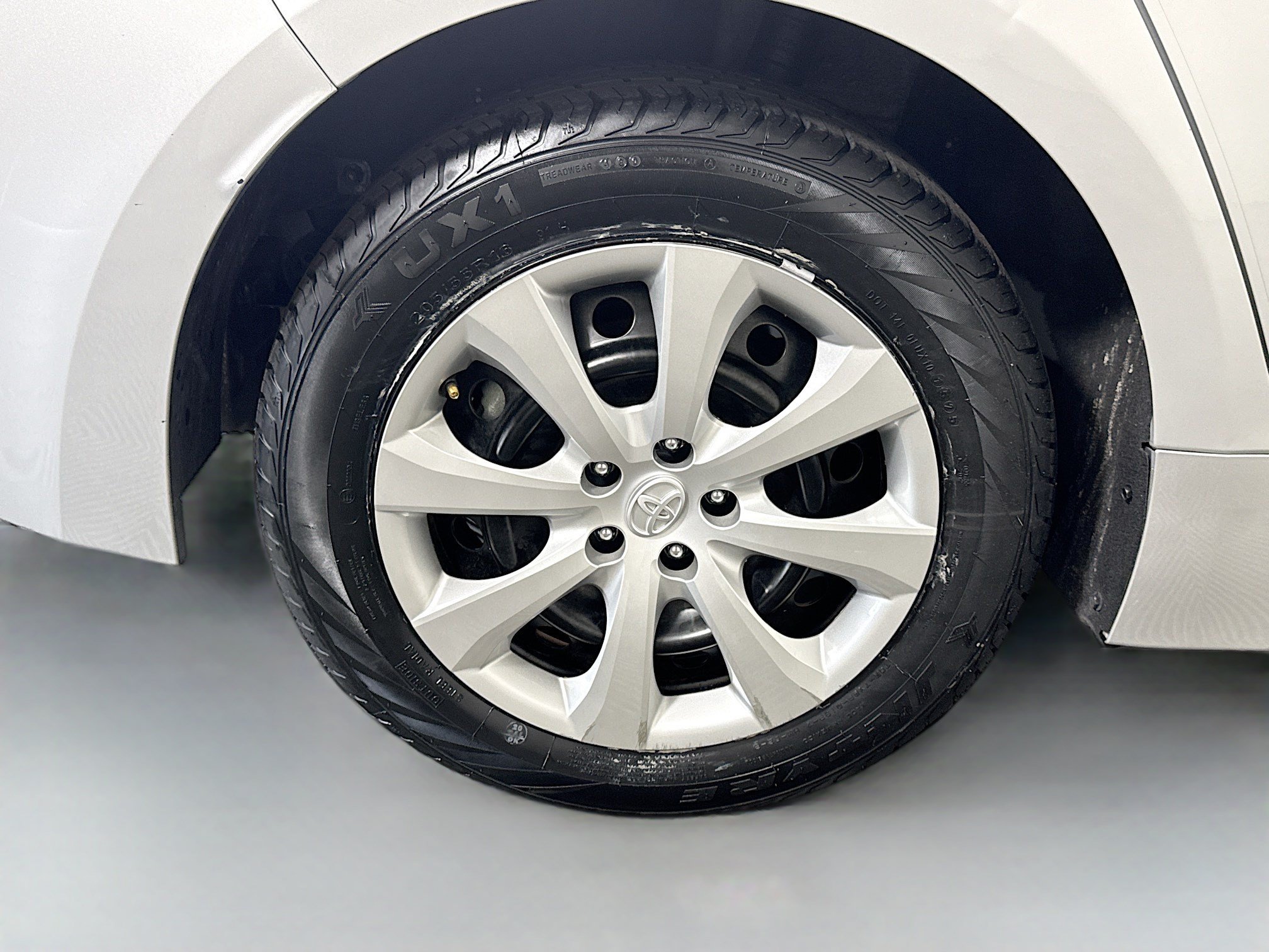 Used 2024 Toyota Corolla LE FWD image 32