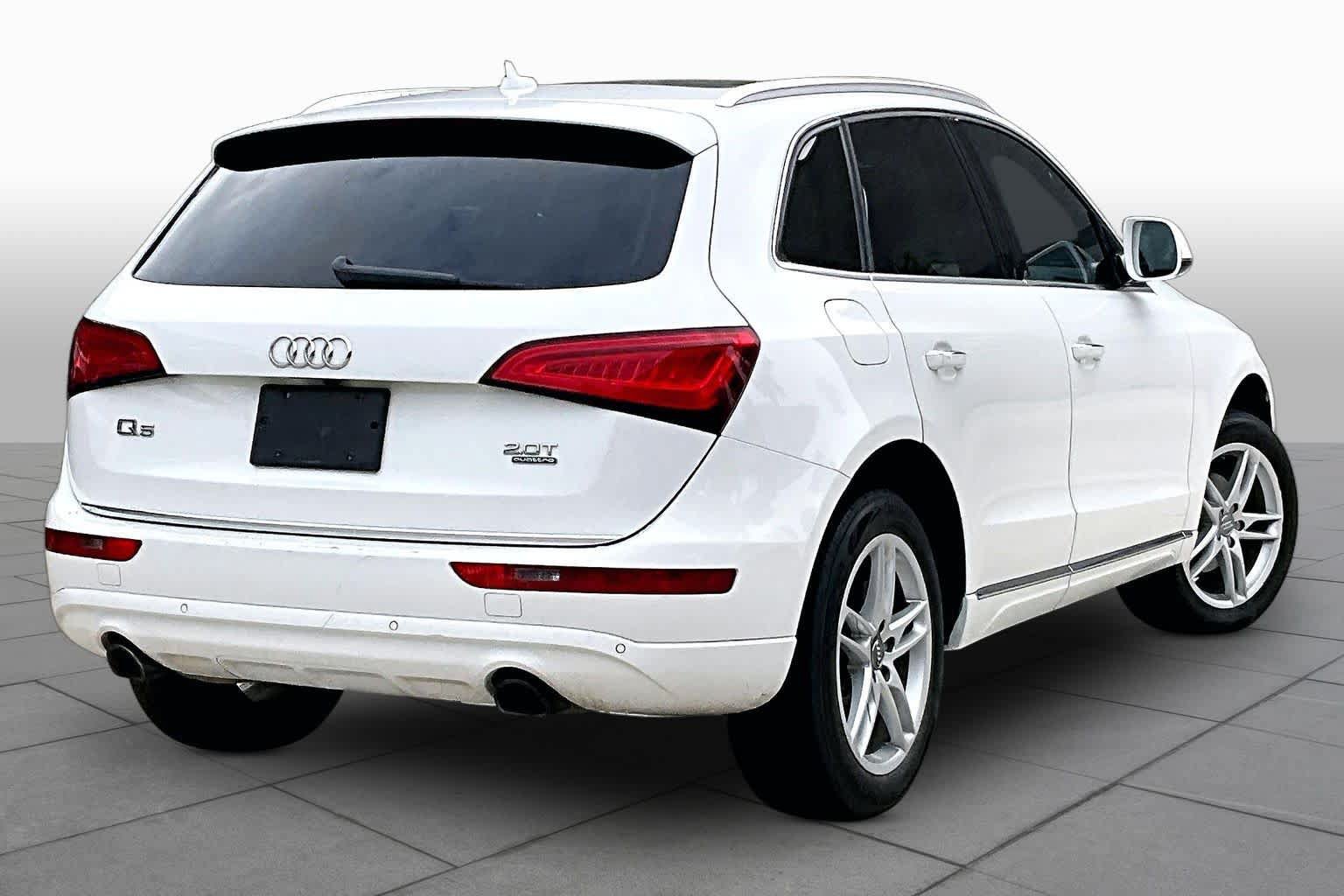 Used 2017 Audi Q5 2.0T Premium Plus w/ Technology Package AWD/4WD image 13