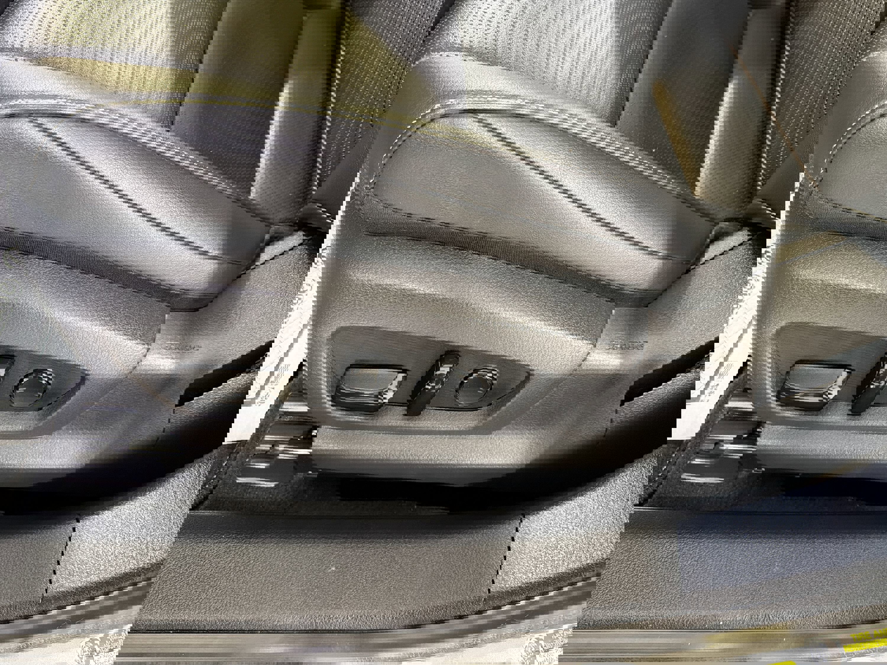 Used 2019 Lexus ES 350 w/ Ultra Luxury Package image 11