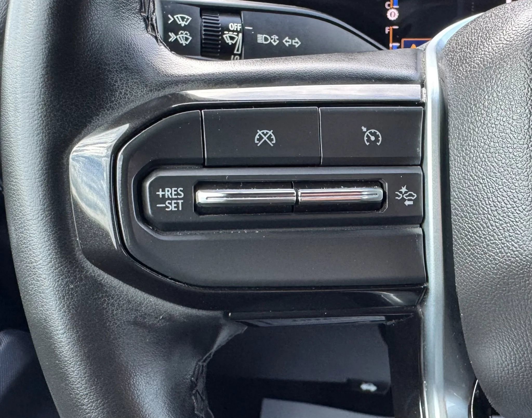 Used 2023 Chevrolet Colorado LT w/ LT Convenience Package RWD image 46