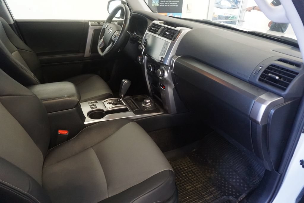 Certified 2024 Toyota 4Runner SR5 Premium w/ 4Runner Black Package (TMS) AWD/4WD image 24