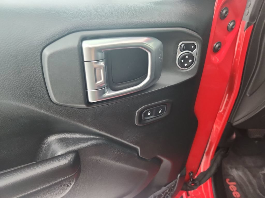 Used 2018 Jeep Wrangler Sport AWD/4WD image 24