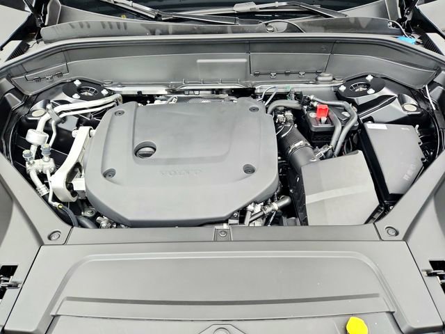 New 2026 Volvo XC90 B6 Plus w/ Protection Package Premier image 33