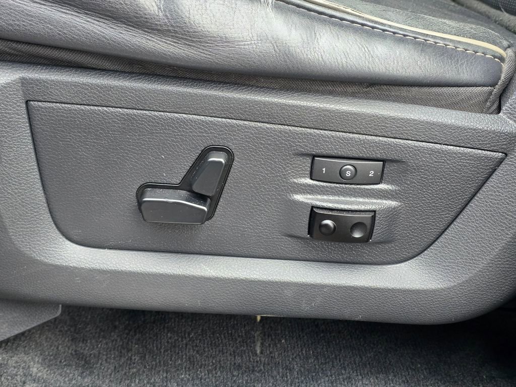 Used 2012 RAM 1500 Limited image 21