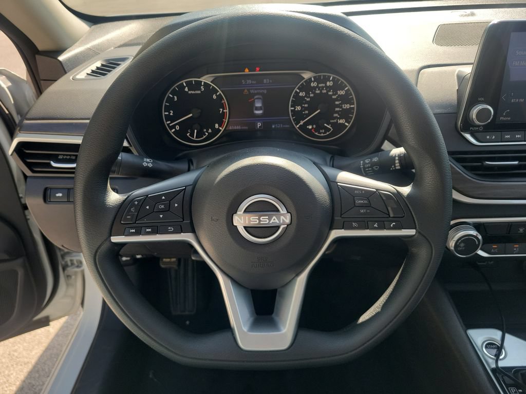 Used 2025 Nissan Altima 2.5 SV FWD image 21