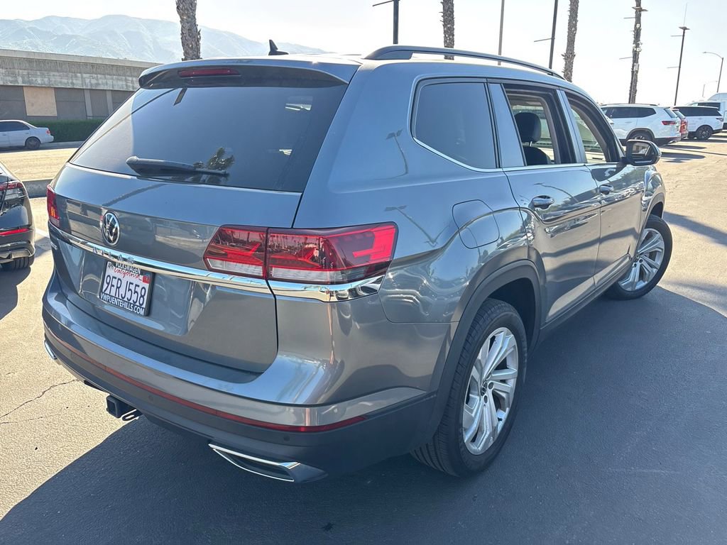 Used 2023 Volkswagen Atlas SE w/ Panoramic Sunroof Package image 7