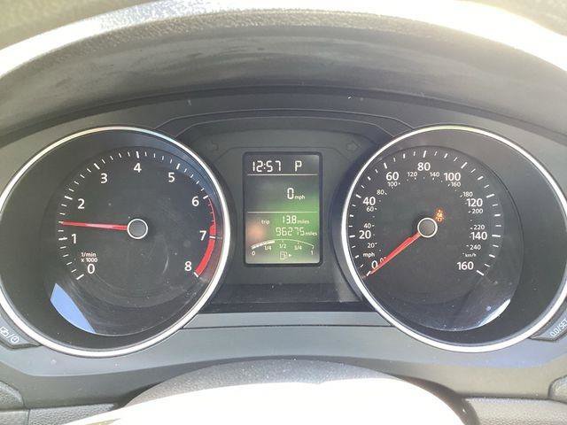 Used 2016 Volkswagen Jetta S image 9