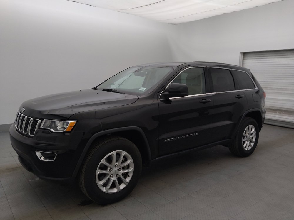 Used 2022 Jeep Grand Cherokee Laredo E AWD/4WD image 2
