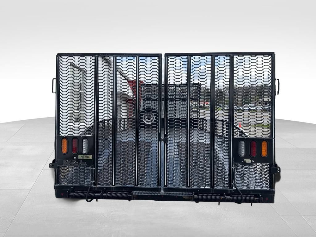Used 2023 Mercedes-Benz Sprinter 4500 image 12