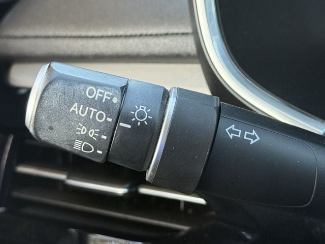 Used 2023 Acura MDX w/ Technology Package FWD image 19