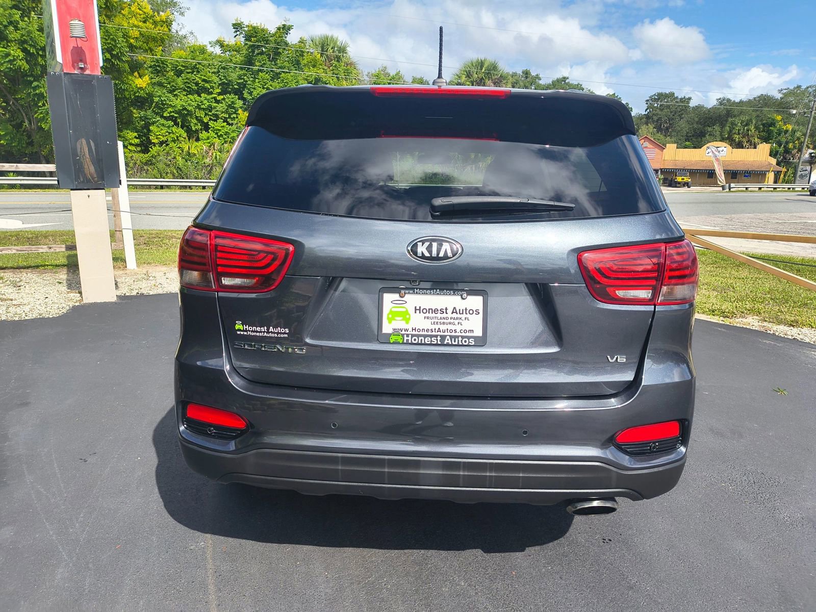 Used 2020 Kia Sorento S image 6