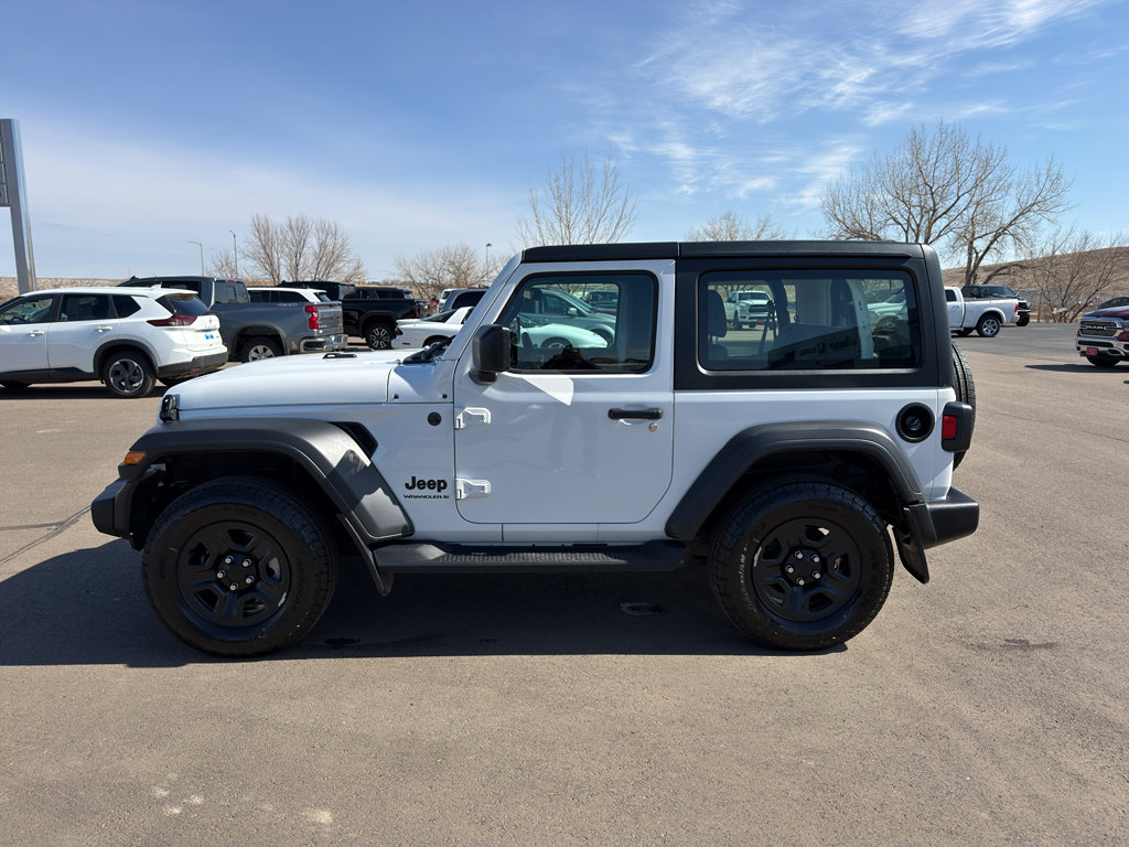 Used 2025 Jeep Wrangler Sport image 9