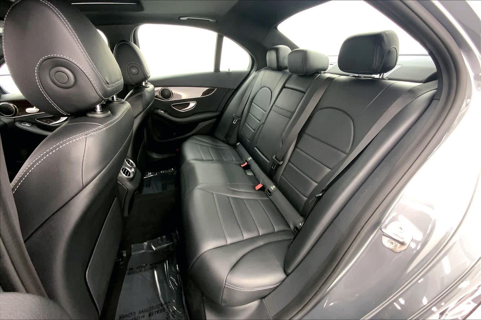 Used 2019 Mercedes-Benz C 300 Sedan image 17