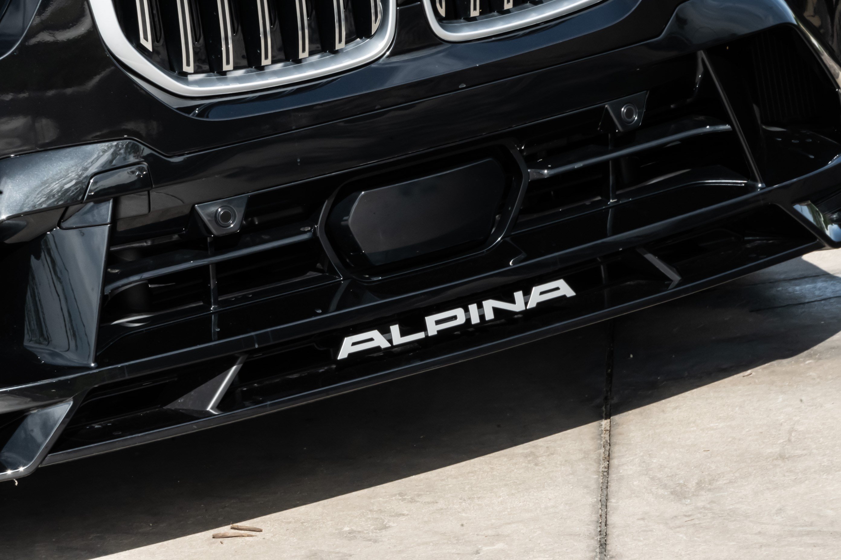 Used 2025 BMW ALPINA XB7 AWD/4WD image 45