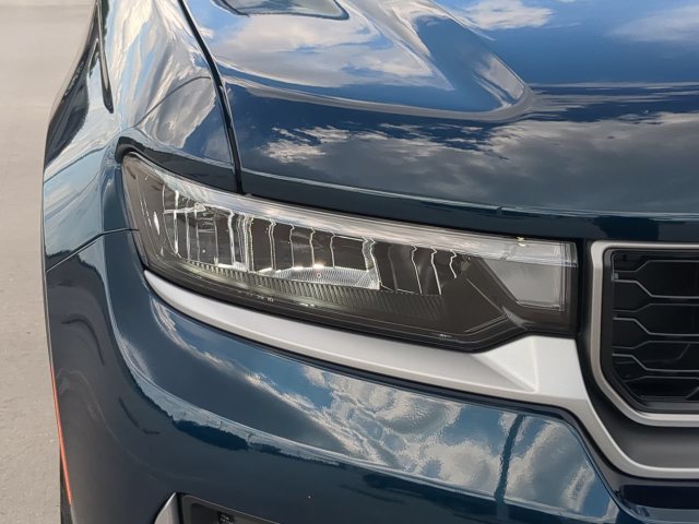 New 2027 Jeep Grand Cherokee L Limited RWD image 10