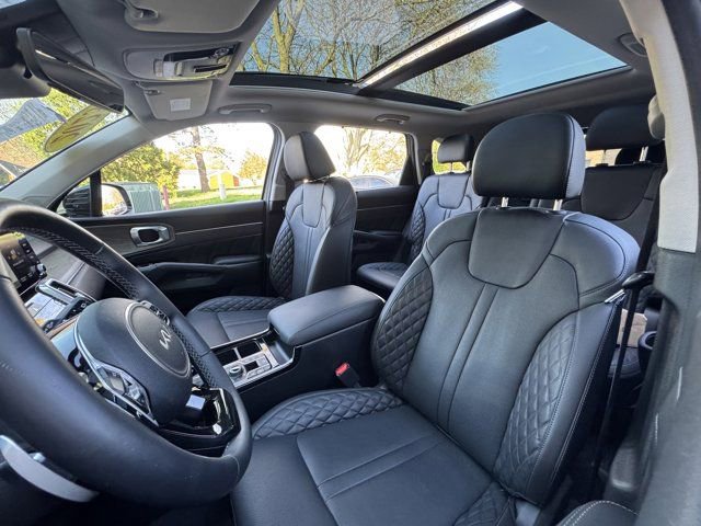 Used 2023 Kia Sorento SX Prestige AWD/4WD image 23