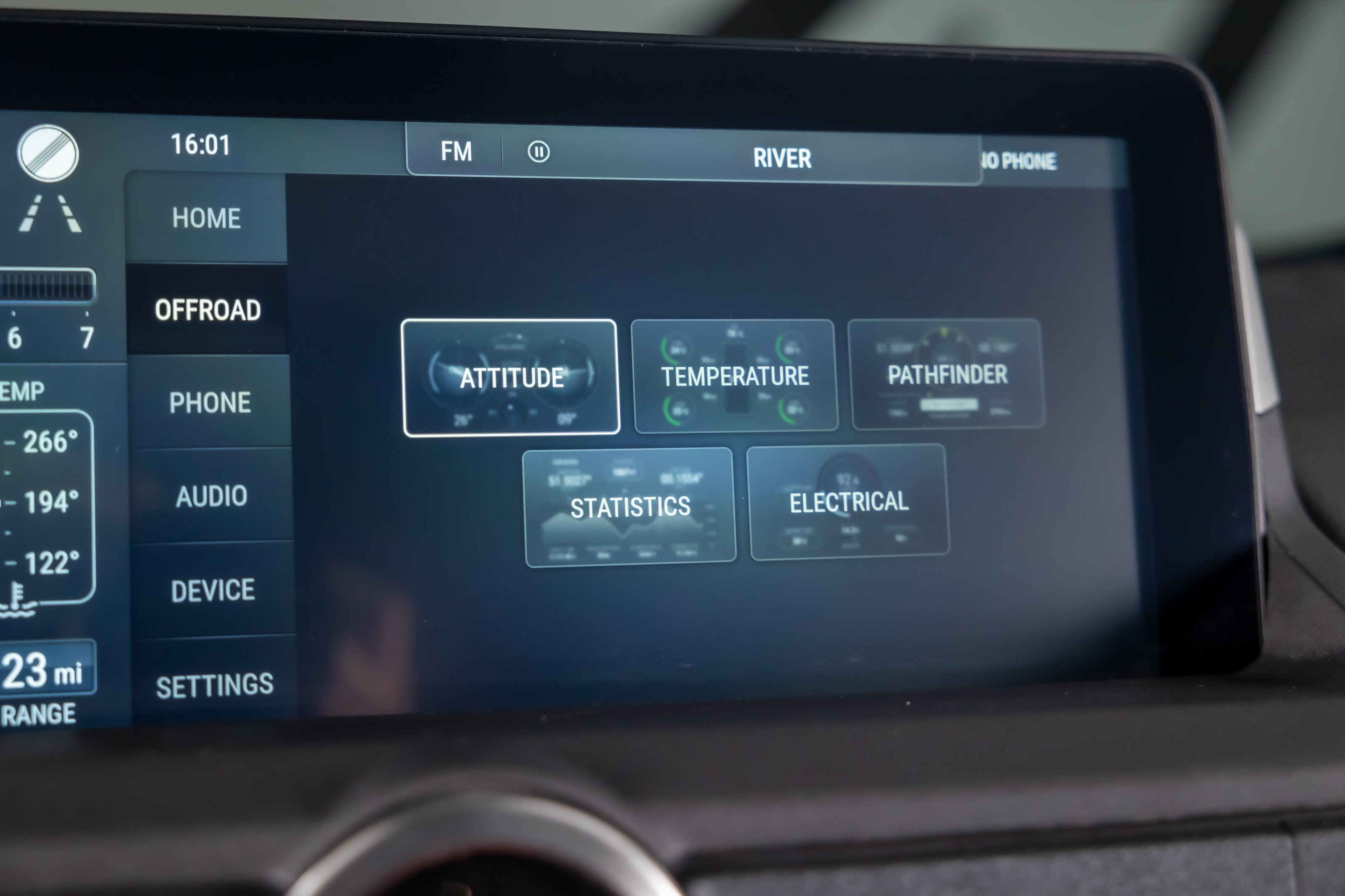 Used 2024 INEOS Grenadier Station Wagon AWD/4WD image 36