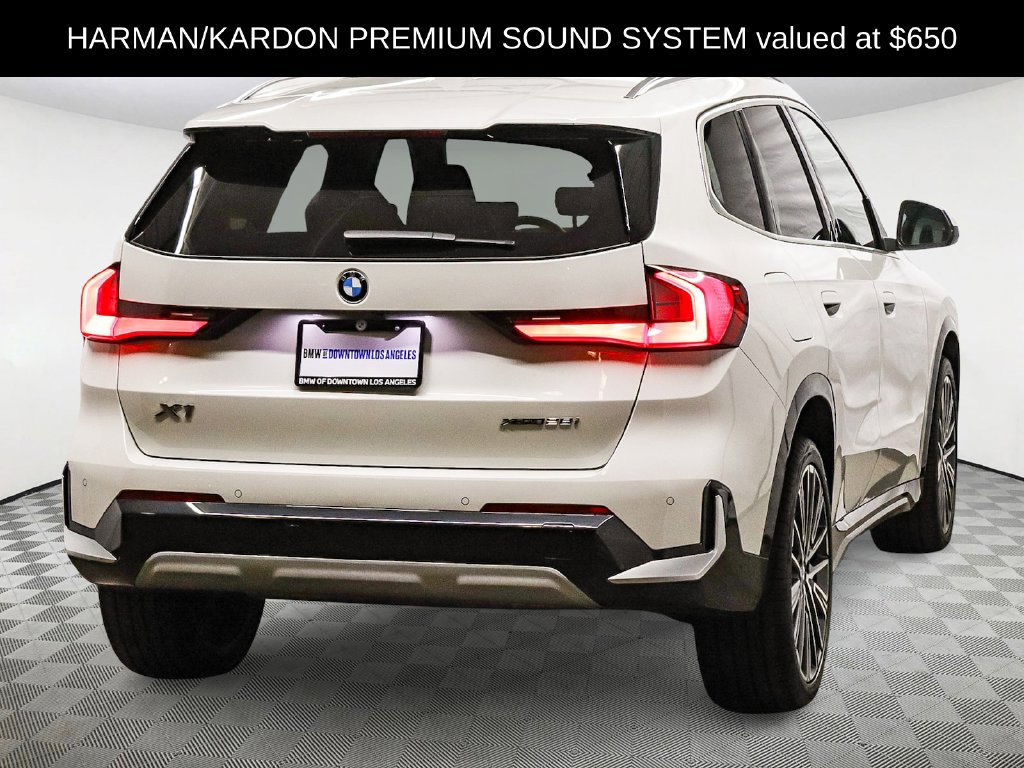 Used 2026 BMW X1 xDrive28i w/ Technology Package AWD/4WD image 4