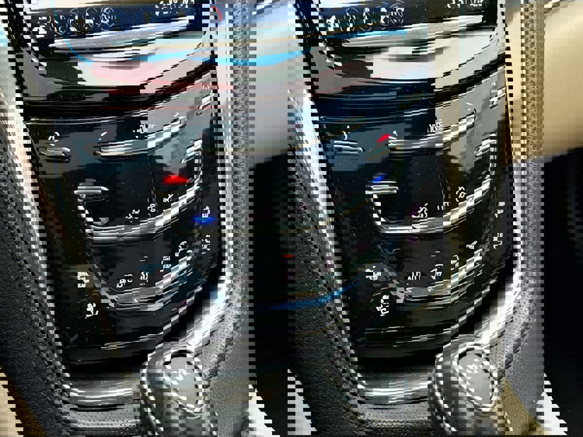 Used 2019 Cadillac CTS Luxury image 16