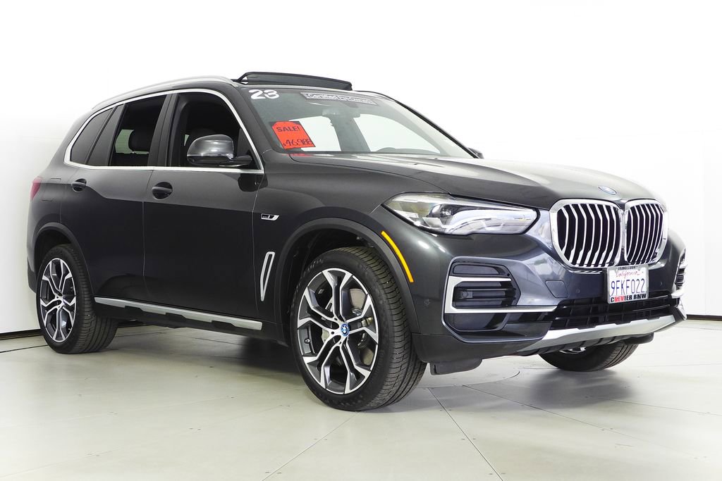 Certified 2023 BMW X5 xDrive45e w/ Parking Assistance Package AWD/4WD image 4