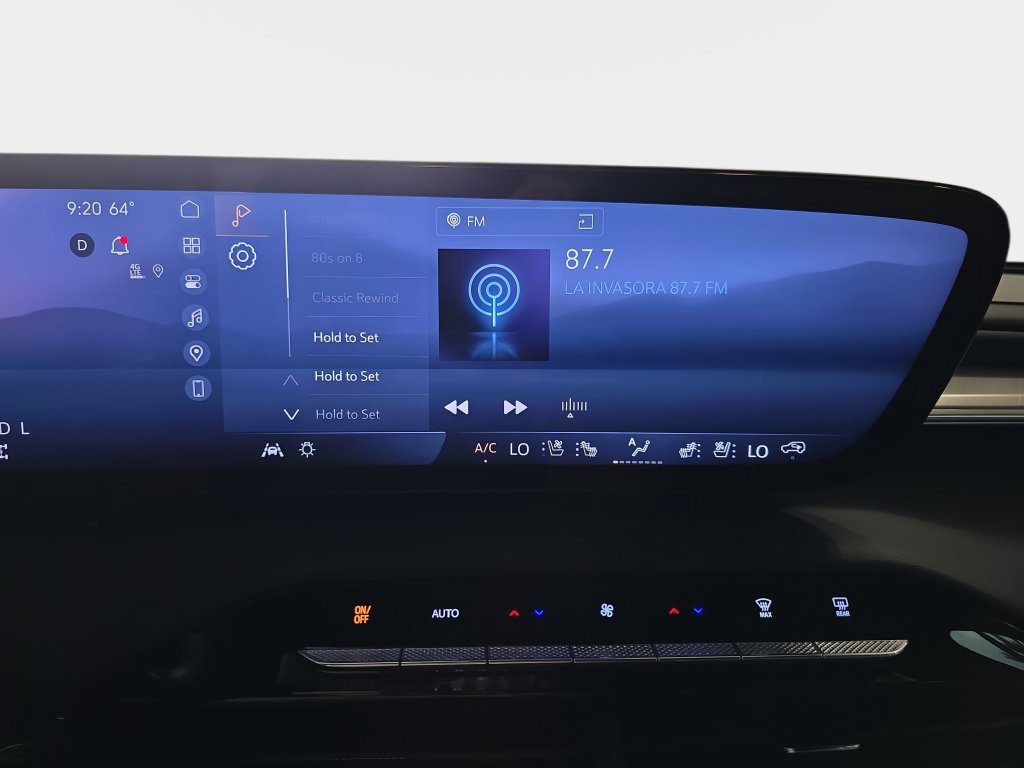 Used 2025 Buick Enclave Avenir w/ Super Cruise Package AWD/4WD image 23