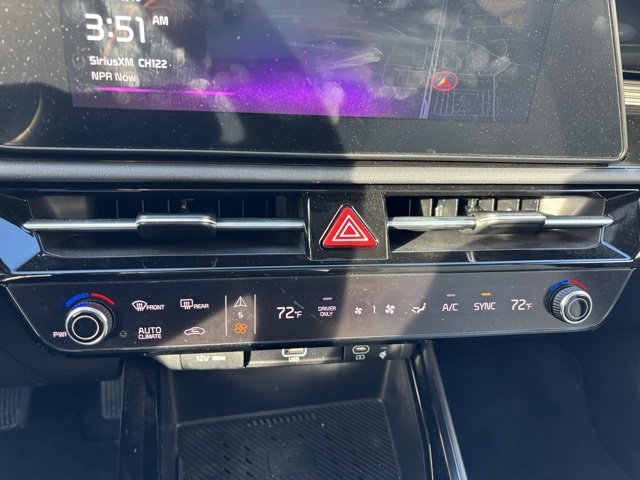 Used 2025 Kia Niro EX image 21