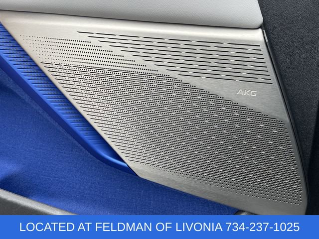 Certified 2025 Cadillac Optiq Luxury 1 w/ LPO, Floor Liner Package image 24