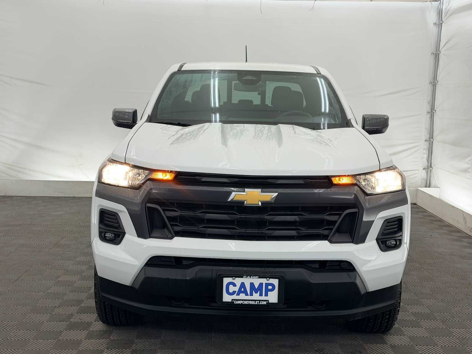 Used 2024 Chevrolet Colorado LT w/ LT Convenience Package II image 9