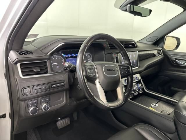 Used 2021 GMC Yukon Denali w/ Denali Premium Package image 13