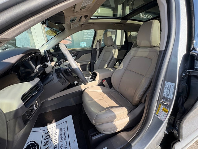 Used 2021 Lincoln Corsair Reserve w/ Elements Package image 12