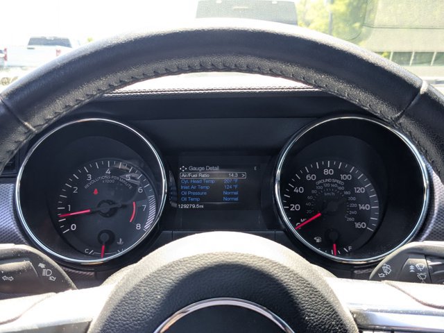 Used 2017 Ford Mustang GT w/ Black Accent Package RWD image 10