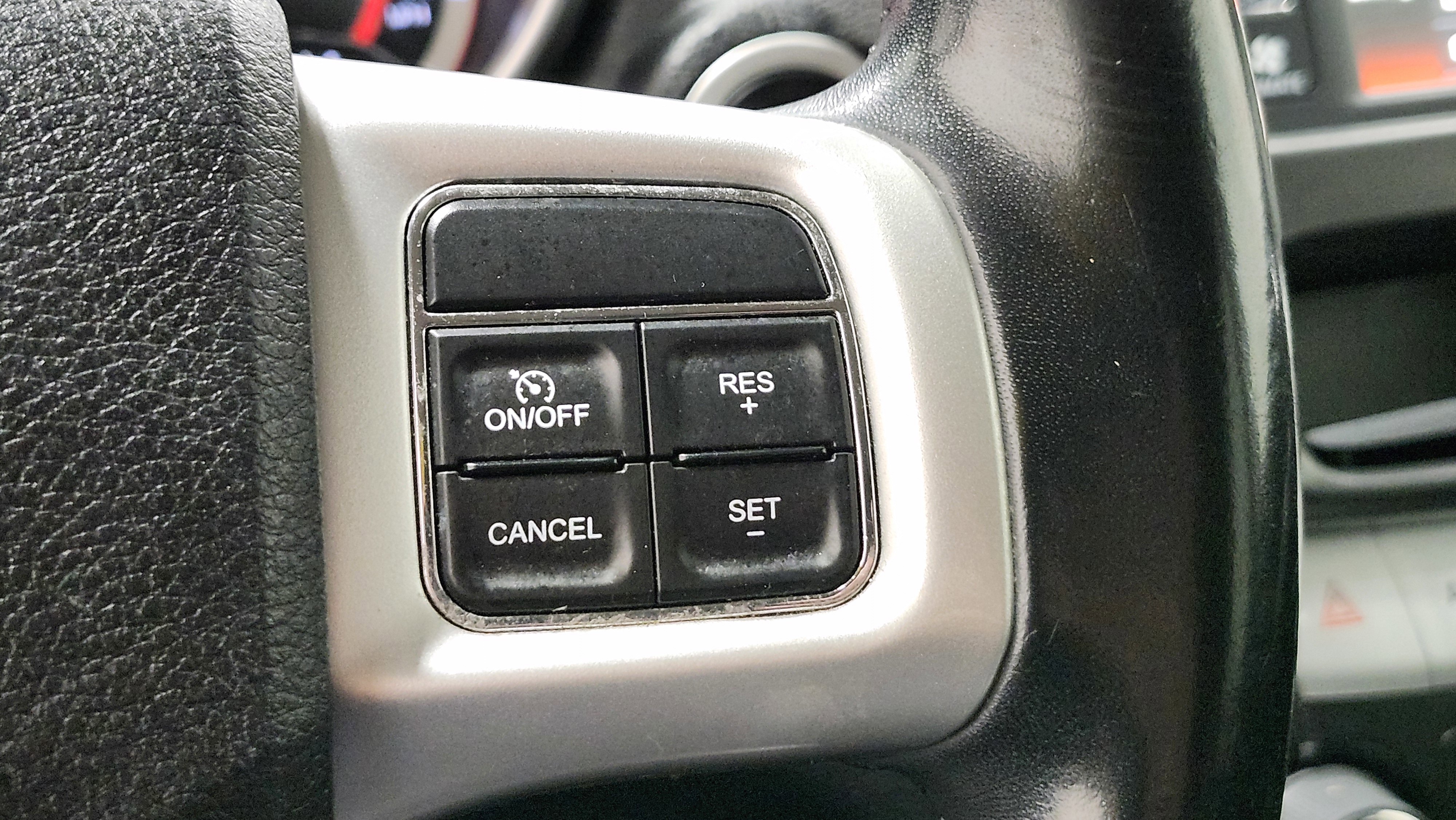 Used 2019 Dodge Journey SE w/ Connectivity Group image 27