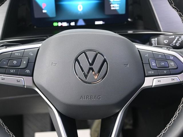 Used 2025 Volkswagen Atlas Cross Sport SE image 10